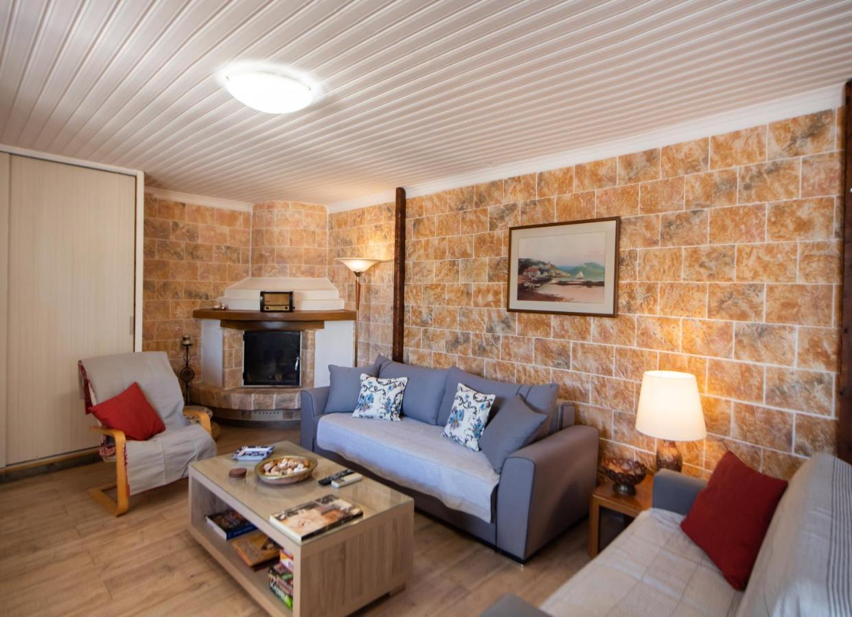 Borgo! Ευχάριστο Εξοχικό Σπίτι Δίπλα Στη Θάλασσα!! Villa Lefkada City Exterior photo